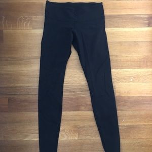 Lululemon Black Wunder Under Leggings